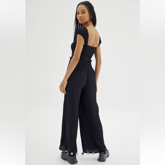 Urban Outfitters “Nova” smocked wide leg jumpsuit - Picture 3 of 8